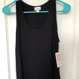 ❗️PRICE DROP ❗️NWT LuLaRoe Black Tank Top